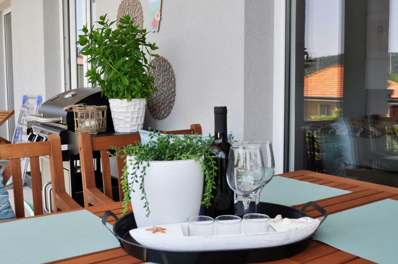 Anemos Apartman Apartment ทิสโน ภายนอก รูปภาพ
