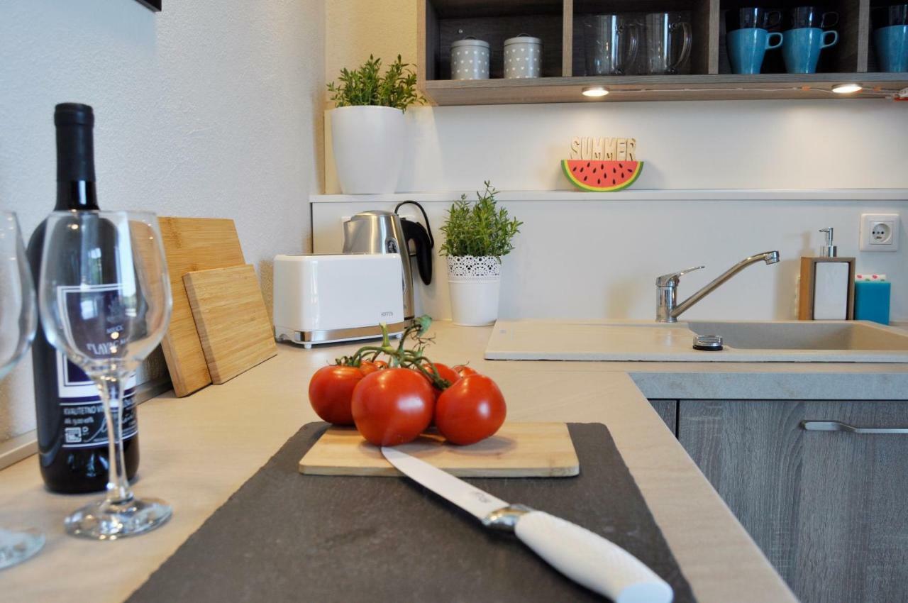Anemos Apartman Apartment ทิสโน ภายนอก รูปภาพ
